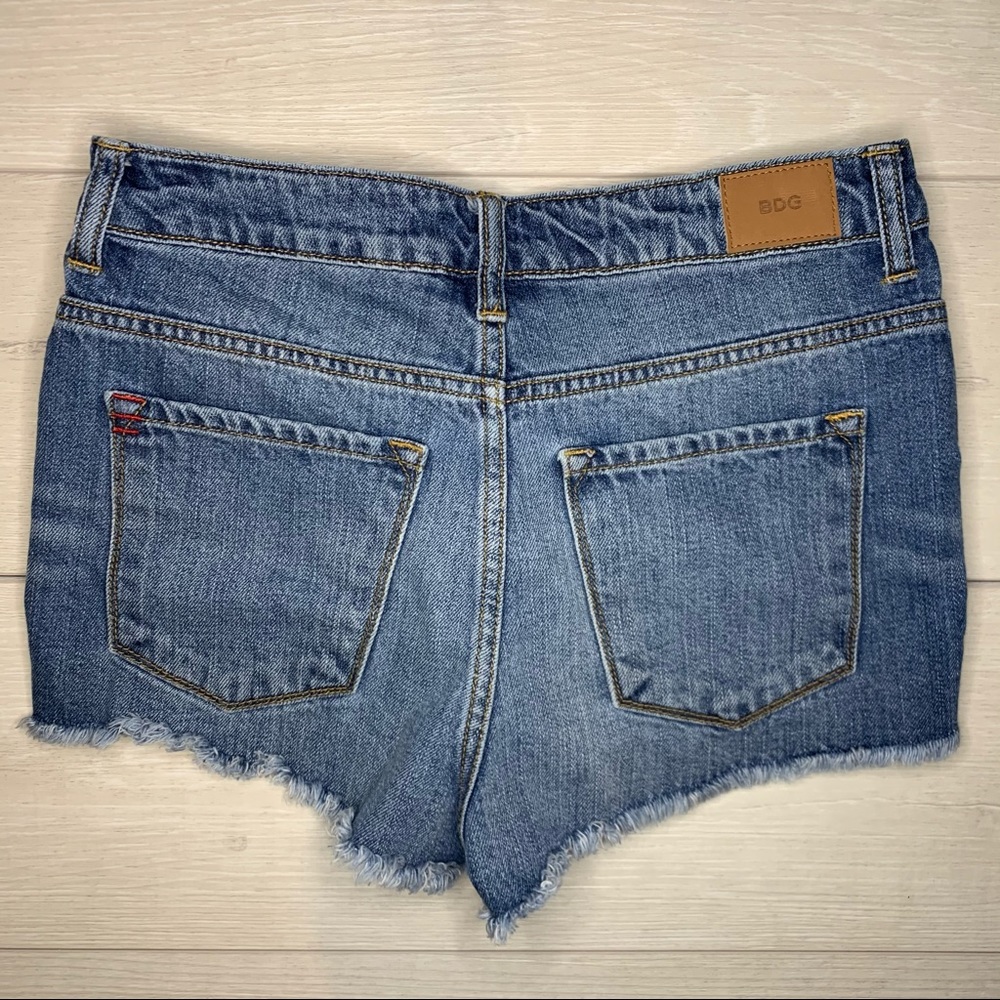 BDG High Rise Dree Cheeky Cutoff Shorts Size 25 - Picture 6 of 11